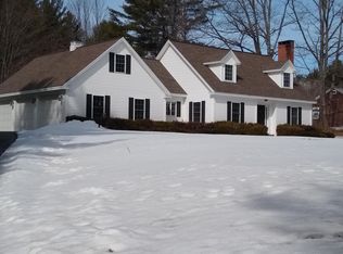 354 Middle St, Farmington, ME 04938