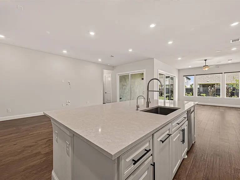 616 Cape Capri Dr — Photo 16