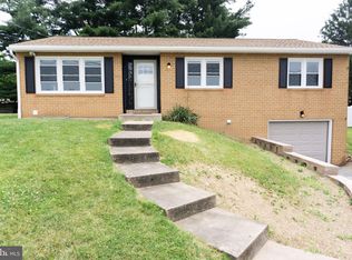 2241 S Market St, Mechanicsburg, PA 17055