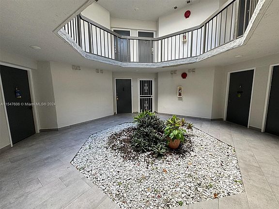 5th image of 9433 Fontainebleau Blvd APT 112