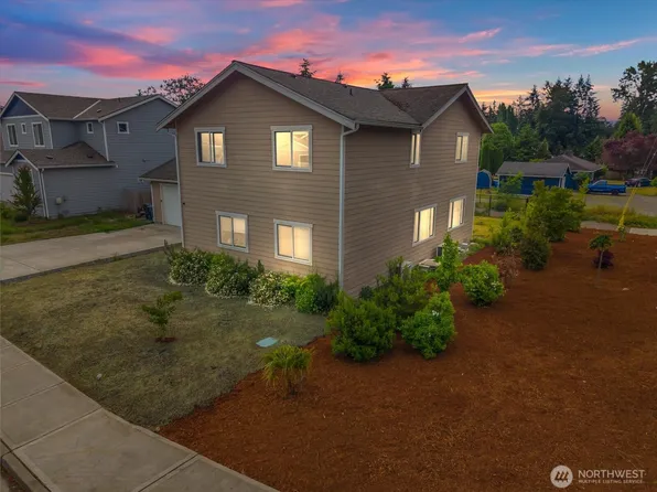 2204 158th Street Ct E, Tacoma, WA 98445