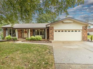 1226 Hyannis Dr, Saint Louis, MO