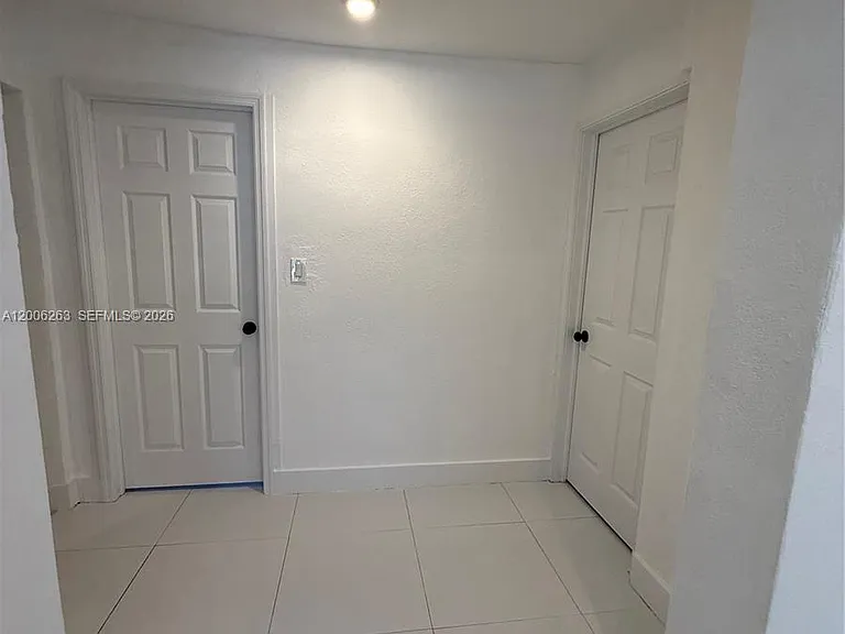 6716 NW 6th Ave #2 — Photo 5