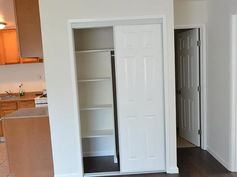 27193 Tyrrell Ave — Photo 9