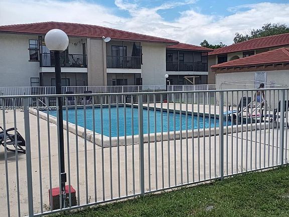 4th image of 3024 Coral Ridge Dr #215C