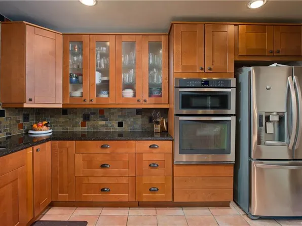 6143 Beckford Ave, Reseda, CA 91335
