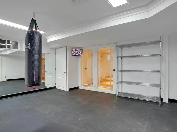 5 Boulevard image 30 of 37