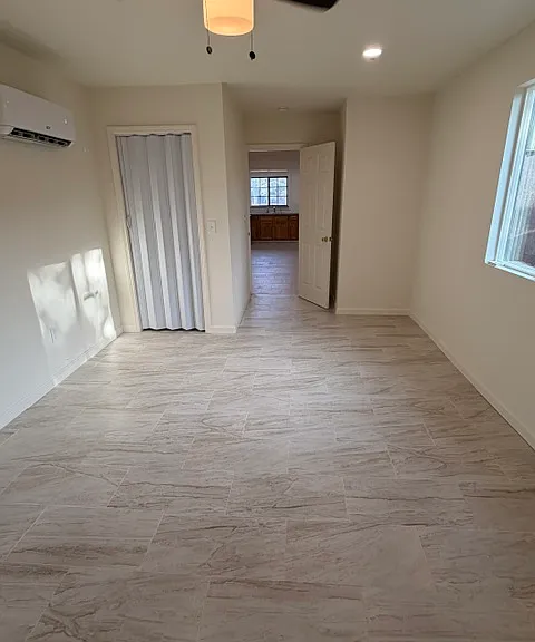 1813 Richard Way #1 — Photo 15