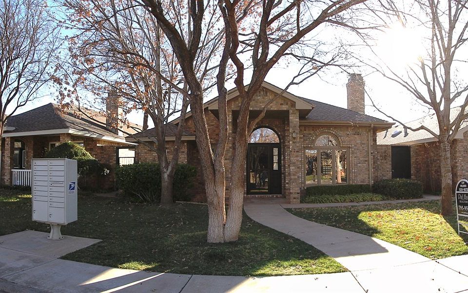 1st image of 10315 Knoxville Pl