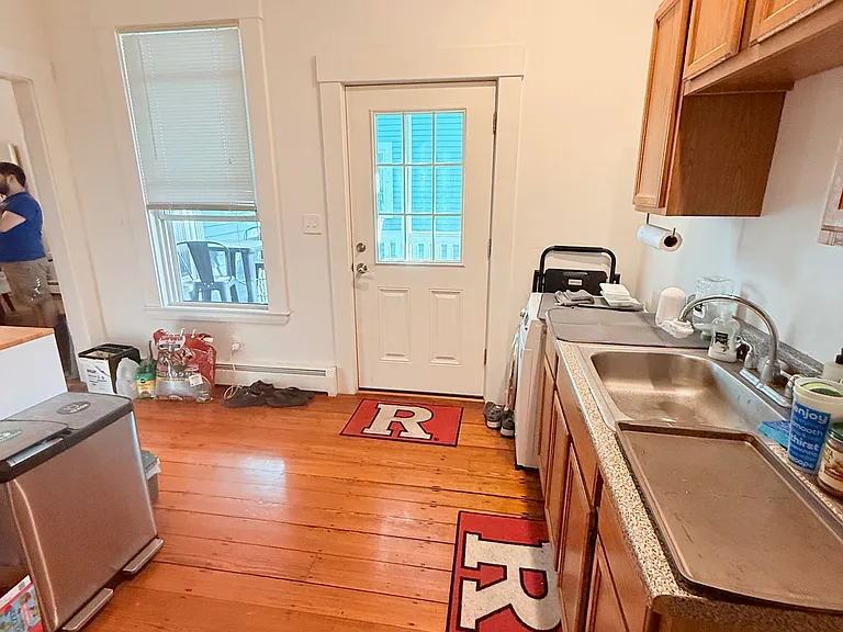 97 Inman St #1 — Photo 15
