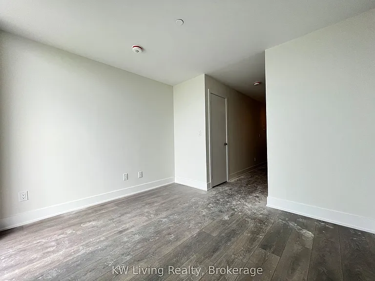 188 Fairview Mall Dr #2206 — Photo 6