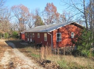 2528 Rr 2, Hermitage, MO 65668