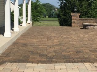 7557 Madeline Dr, Yorkville, IL 60560