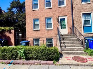 719 6th St SW, Washington, DC 20024