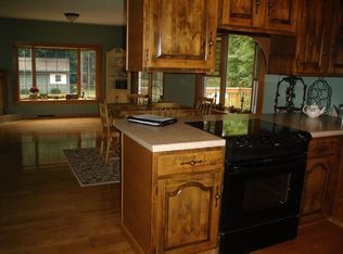 9595 Bennett St SE, Ada, MI 49301