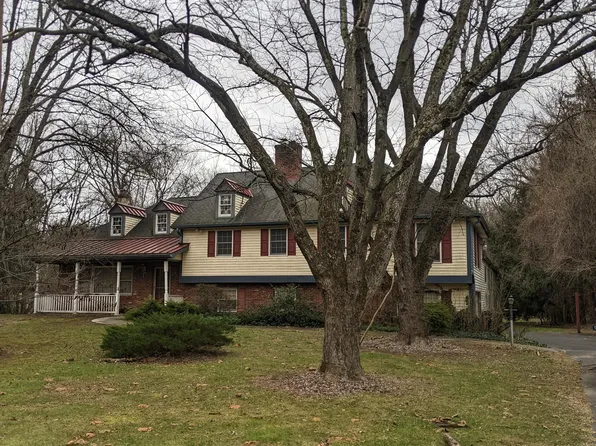 3775 Buckingham Dr, Doylestown, PA 18902