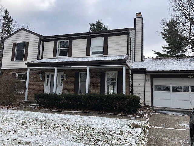 1st image of 8 Rosebrier Ave