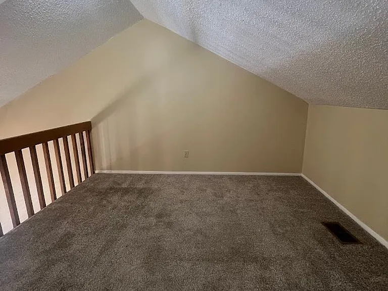 2210 Pearl St #302 — Photo 4