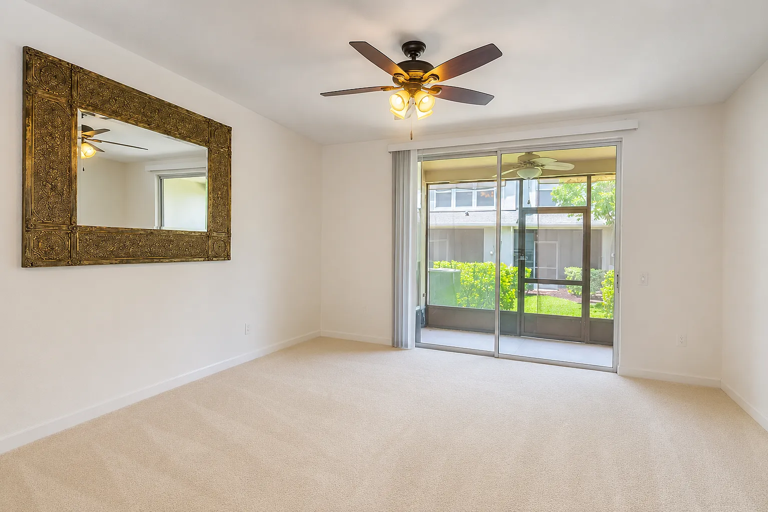 2 bed, 2.5 bath, 1078 sqft, $1,850 — Photo 3