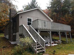 32 Pinewoods Rd, Cornwallville, NY 12418