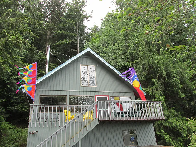 585 Raccoon Point Rd — Photo 7