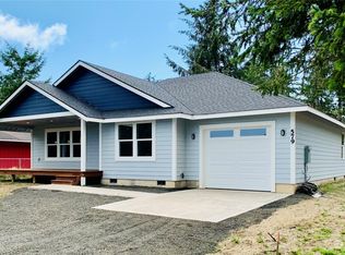 579 Meadow Ave NE, Ocean Shores, WA