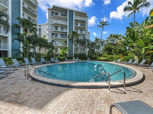 1300 Gulf Shore BLVD N #507, NAPLES, FL 34102