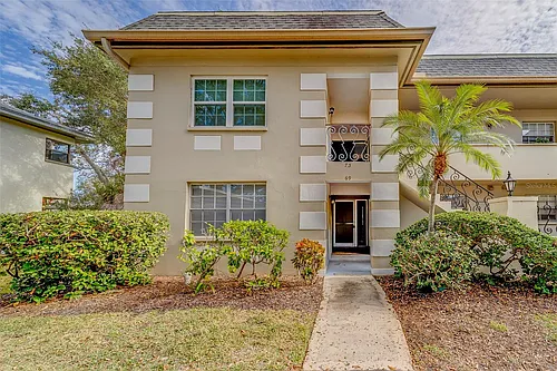 69 Country Club Dr Photo 1