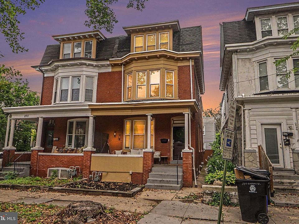 1st image of 222 Emerald St