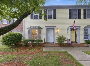 1109 Yellowbell Pl, Greensboro, NC 27410