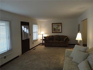 3rd image of 4317 S Harvey Ave