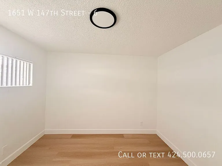 1651 W 147th St #6 — Photo 7