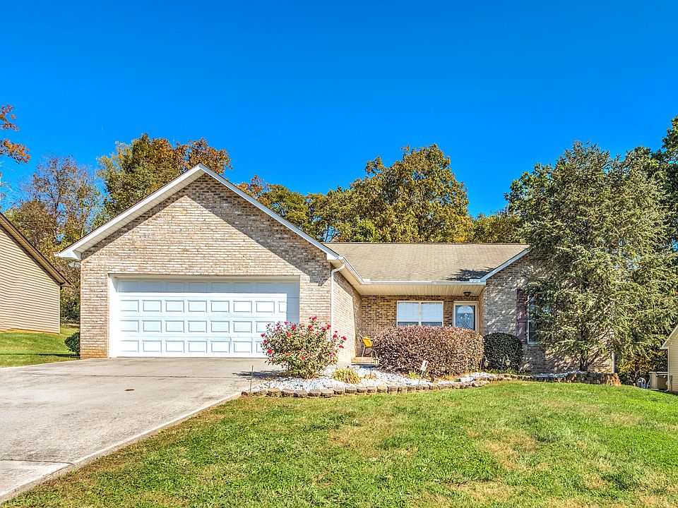 1st image of 710 Drakewood Ln