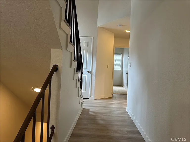 22518 Avenue San Luis — Photo 11