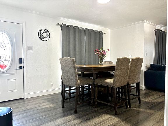 4th image of 507 SW 9th St