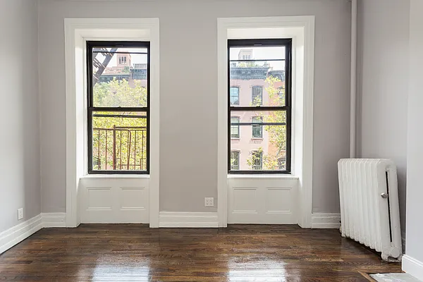 Rented by MNS | media 17