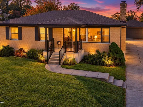 5904 Colebrooke Ln, Louisville, KY 40219