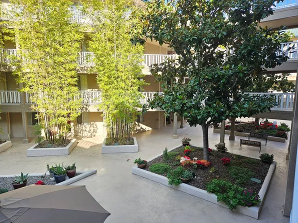 4701 Date Ave, La Mesa, CA