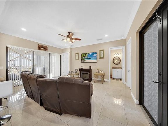 5th image of 906 Sunniland BLVD