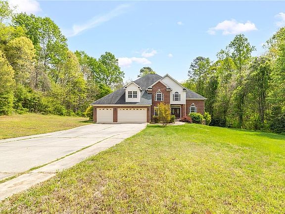2nd image of 187 Pinnix Dr