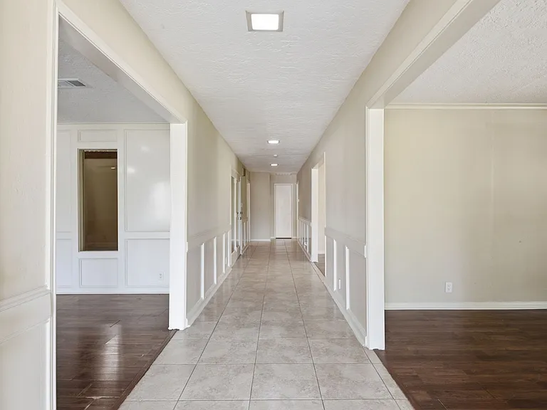 9052 Zapata Way — Photo 11