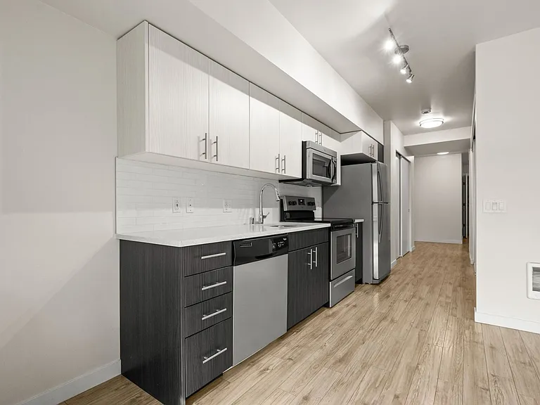 Contour Apartments — Photo 38