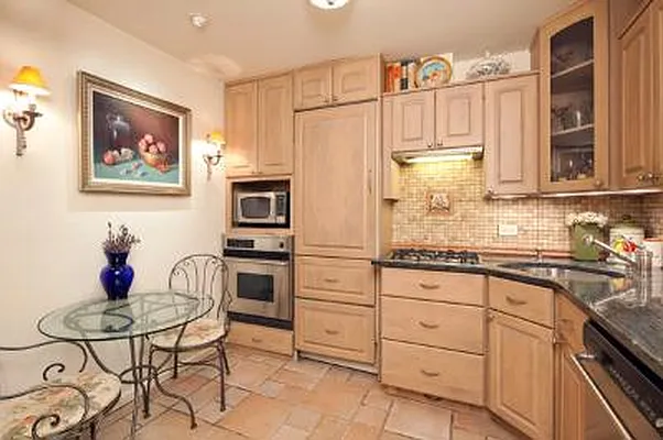 Sold by Corcoran | media 10