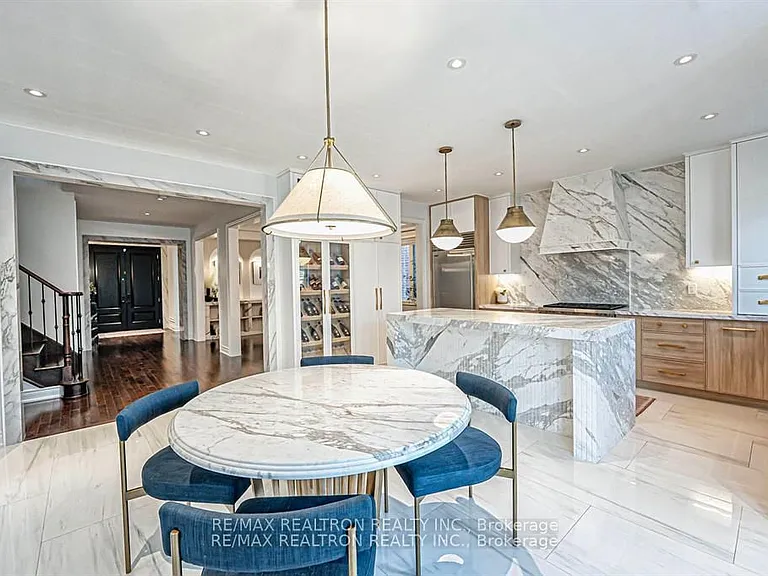 41 Woodgate Pines Dr — Photo 17