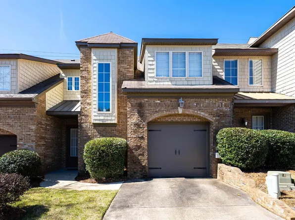 683 Flag Cir, Hoover, AL 35226