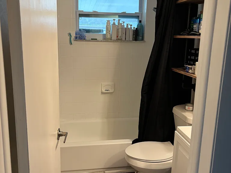 4216 Newbury Dr — Photo 9