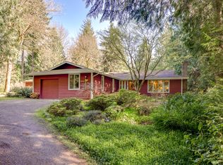 9350 Sands Ave NE, Bainbridge Island, WA 98110
