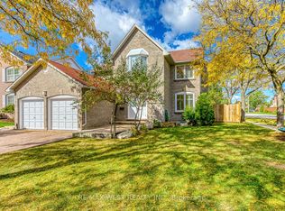 1397 Helen Ct, Oakville, ON L6L 6J9