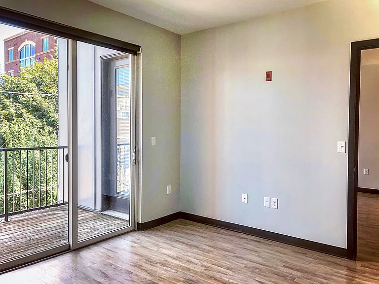 1530 N Jackson St #404 — Photo 12
