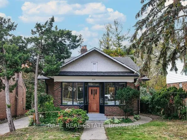 224 Ellis Ave, Toronto, ON M6S 2X2